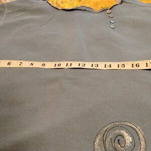 KUNKY'S LIGHT BLUE SWEATSHIRT SZ. SMALL